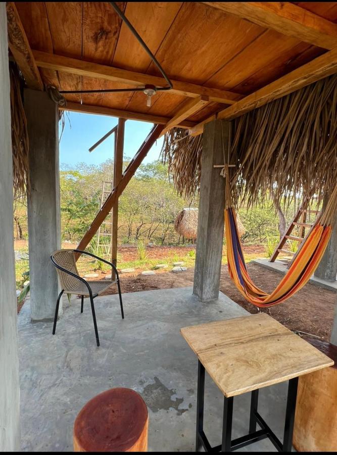 Sasy Tipis Hotel Santa Catalina Bagian luar foto